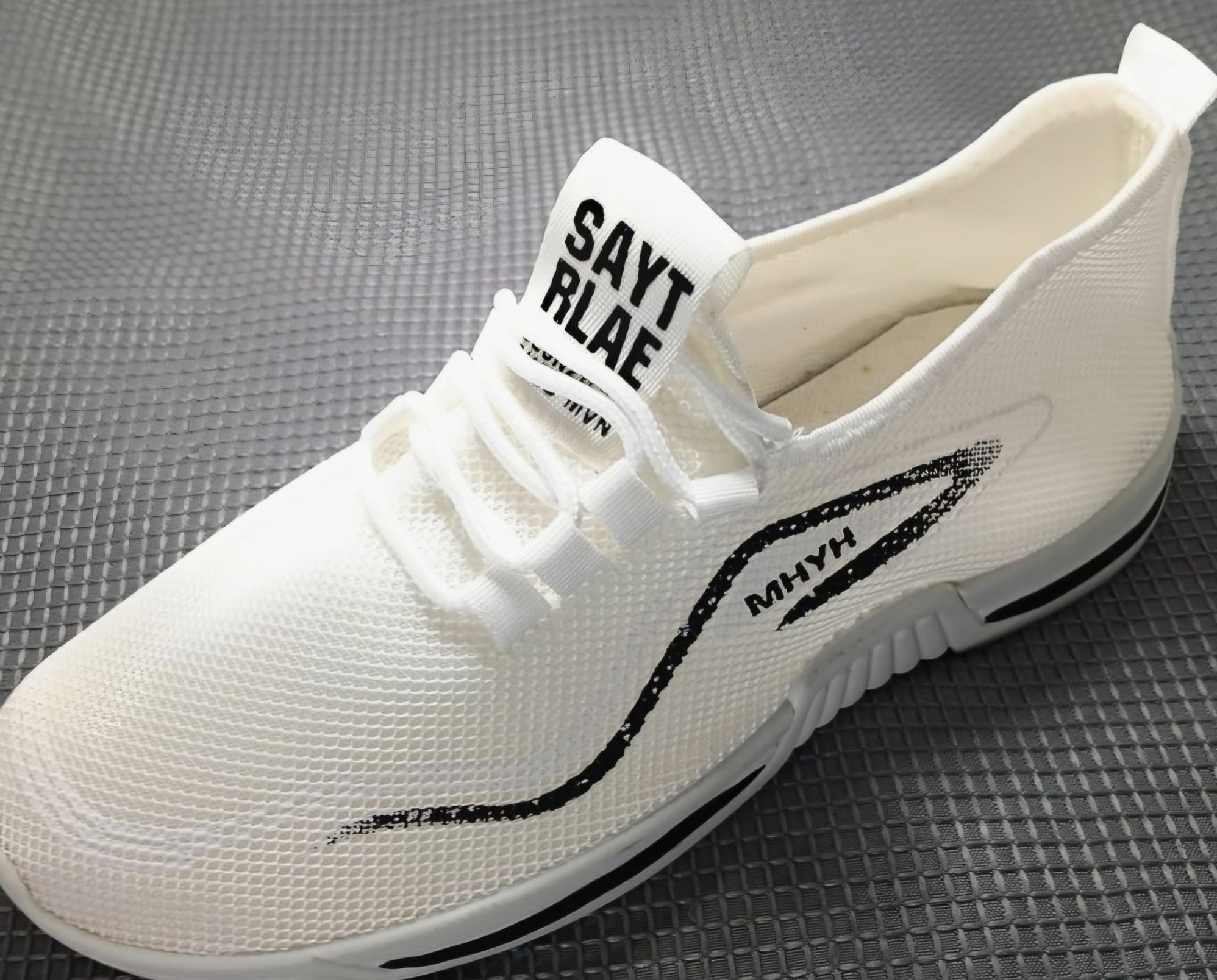 Zapatillas Deportivas Ultraligeras con Diseño Ergonómico y Malla Transpirable