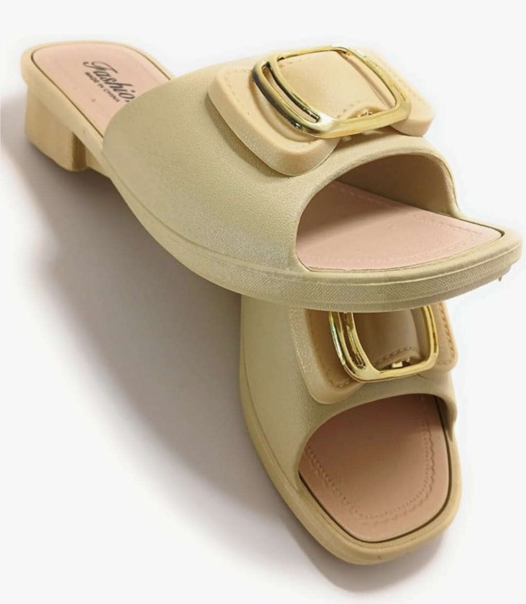 Sandalias Elegantes con Hebilla Dorada y Suela Antideslizante