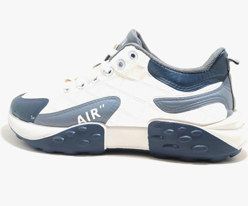 Tenis deportivos con diseño acolchado
